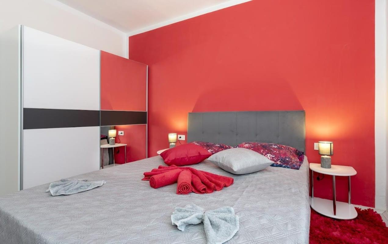 Lana Sibenik Apartment Bagian luar foto