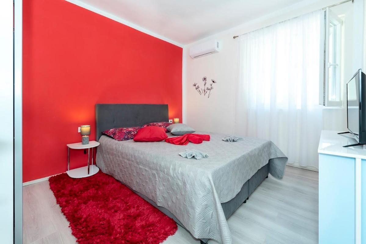 Lana Sibenik Apartment Bagian luar foto